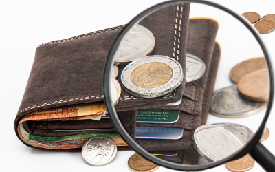 Ei ne suuret tulot, vaan pienet menot – 10 vinkkiä rahan säästämiseen