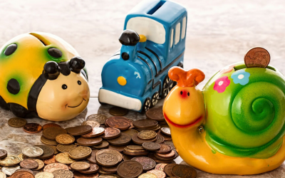 Miten varautua äitiyslomaan taloudellisesti?